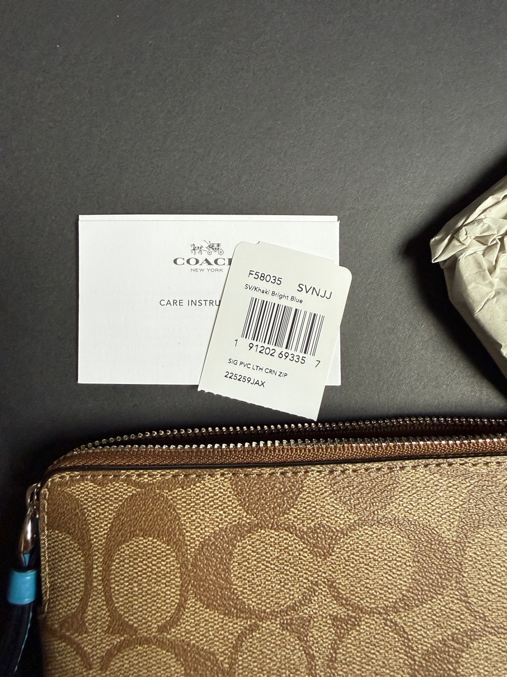 Coach Wristlet with Bright Blue Interior and Gold Hardware - Picture 8 of 8
